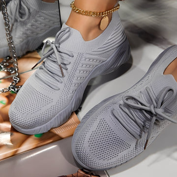 Axelle - Trendy and airy sneakers