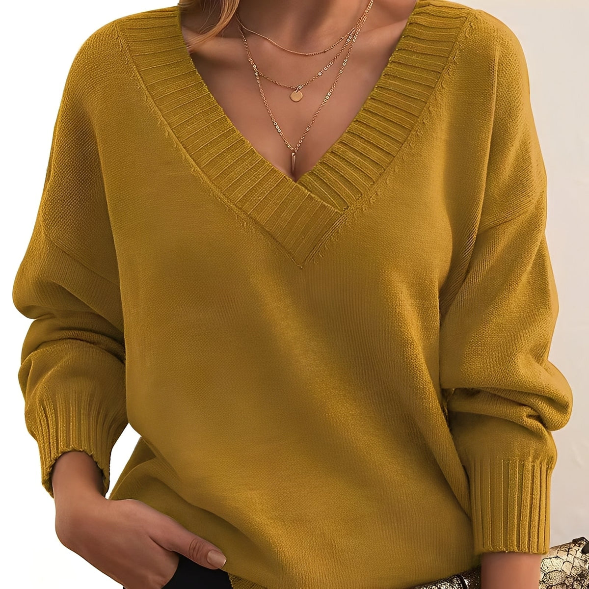 Elexa - Relaxed V-neck sweater