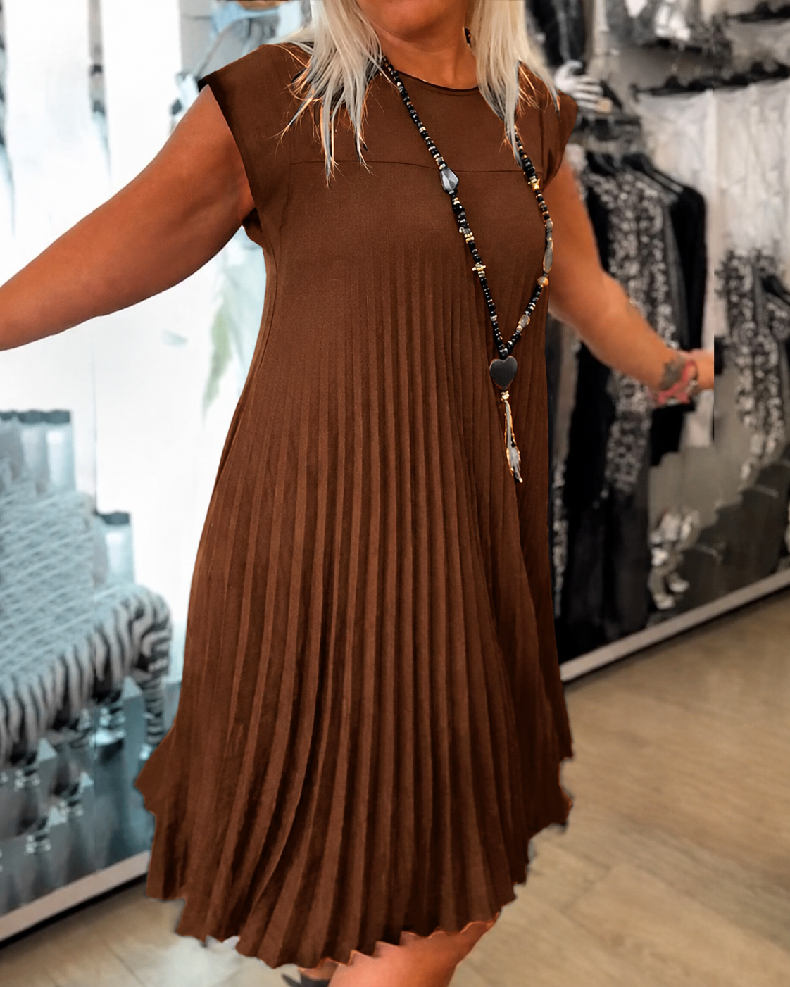 Angélique - Relaxed Pleated Dress