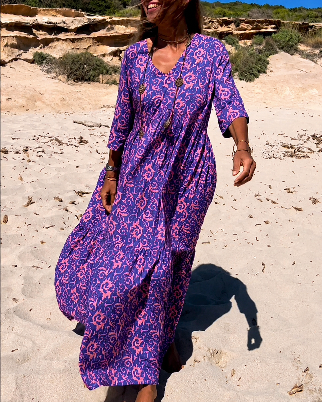Lucienne - Stylish V-Neck Dress