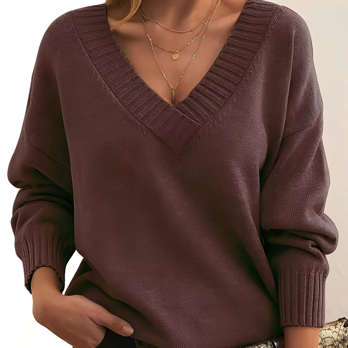 Elexa - Relaxed V-neck sweater