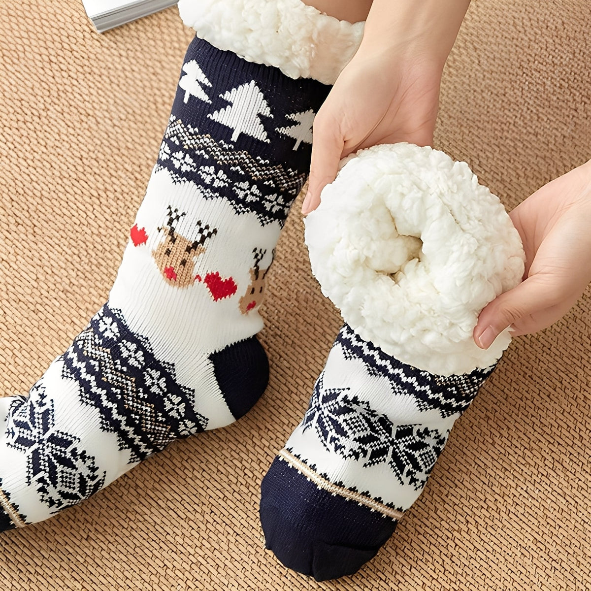 Kassia - Fashionable and warm holiday socks