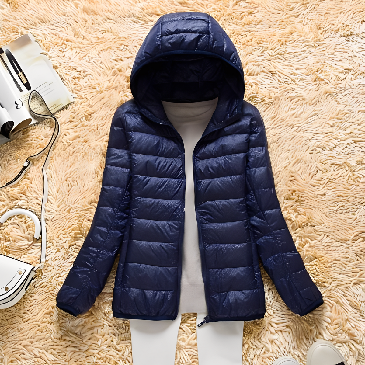 Lyndsay - Comfortable and stylish jacket with hood
