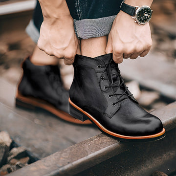 Chester - Robust and timeless boots