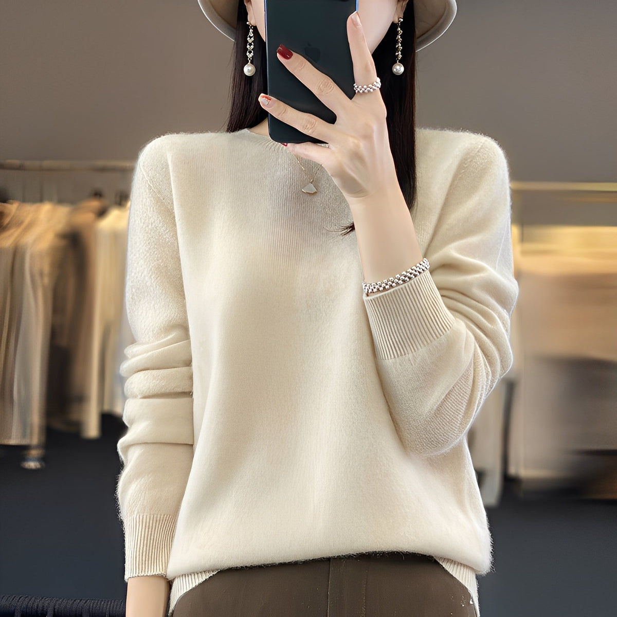 Cheyanne - Stylish and cozy sweater