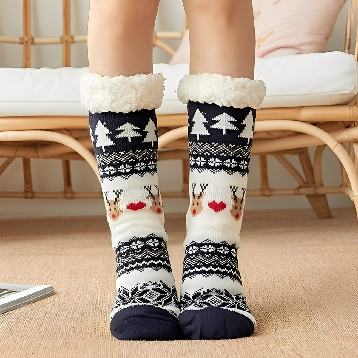 Kassia - Fashionable and warm holiday socks