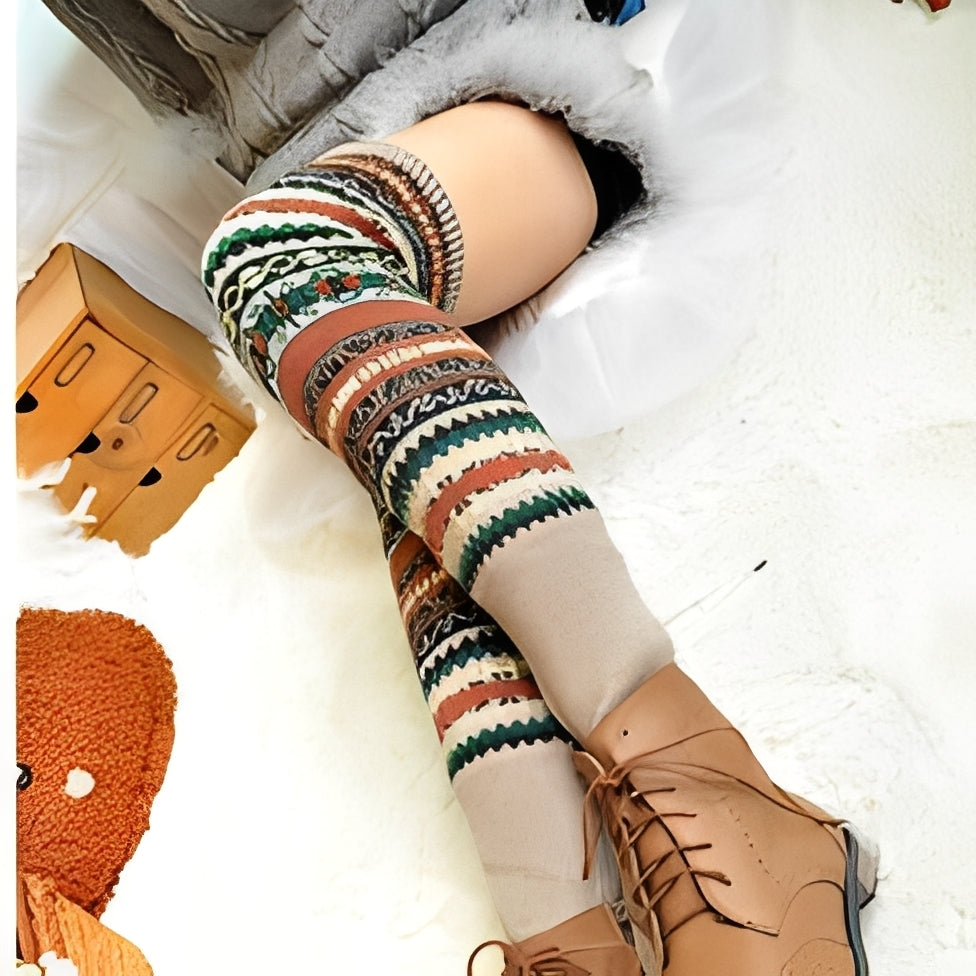 Suzanna - Stylish and cozy socks