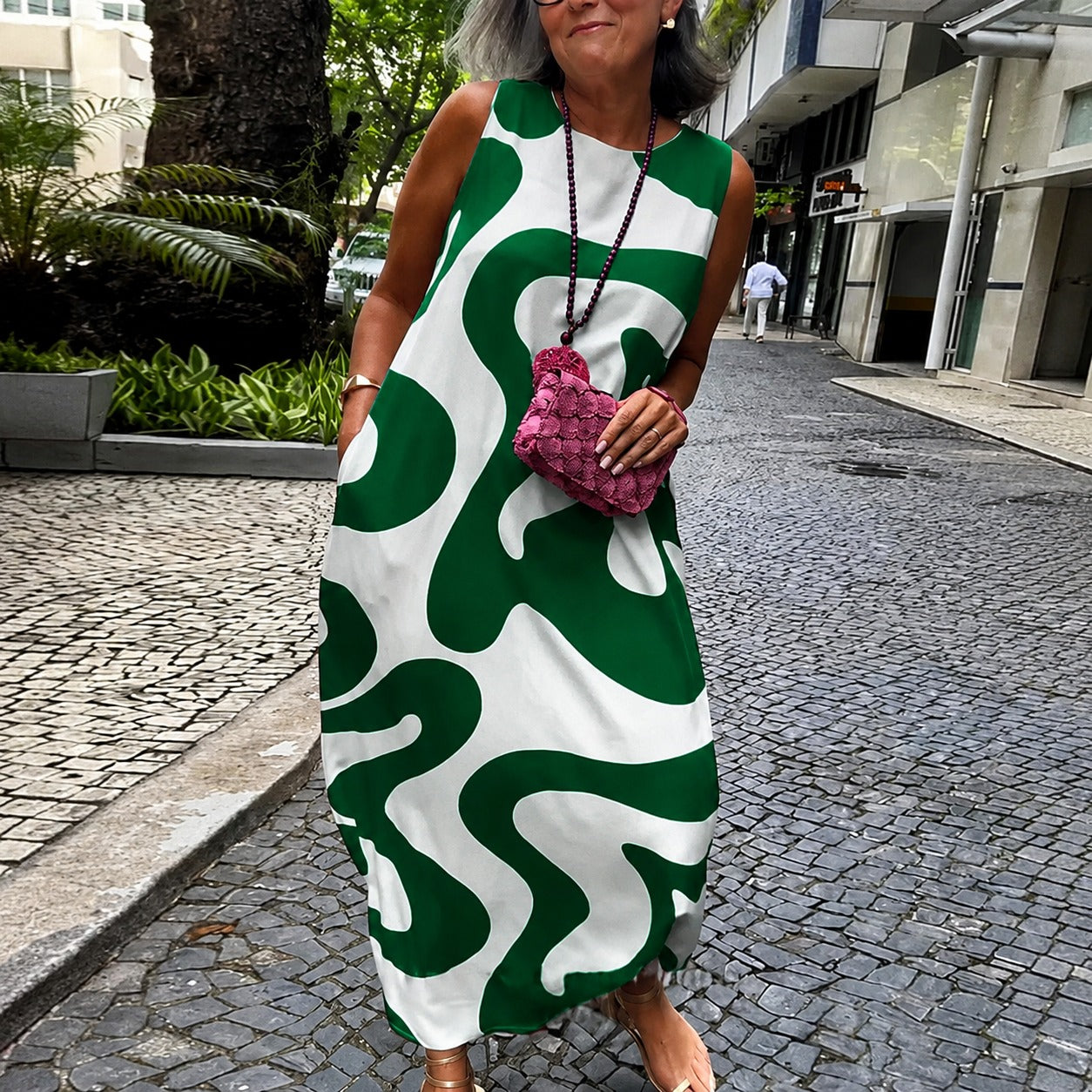 Taylor - Stylish Sleeveless Geometric Dress