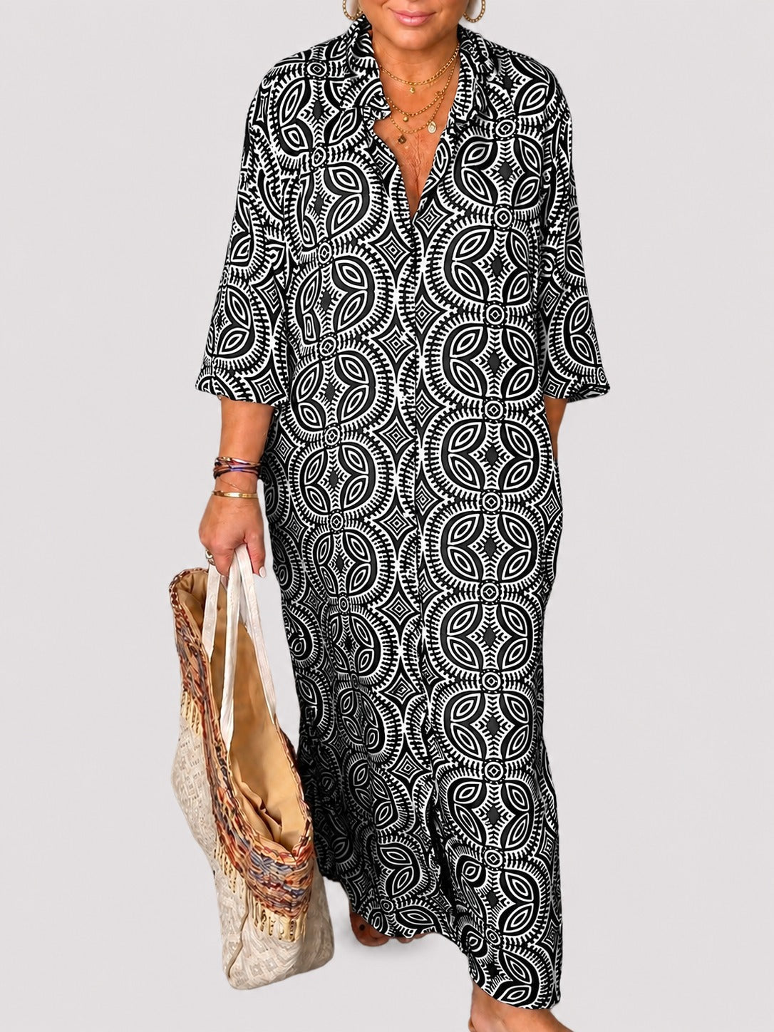 Liliana - Classic Lapel Maxi Dress