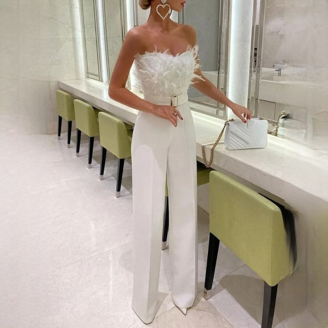 Izza - Sleek and chic jumpsuit
