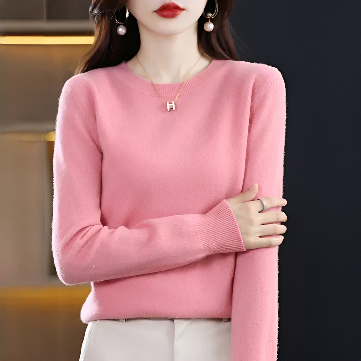 Shynna - Stylish and gentle round-neck sweater