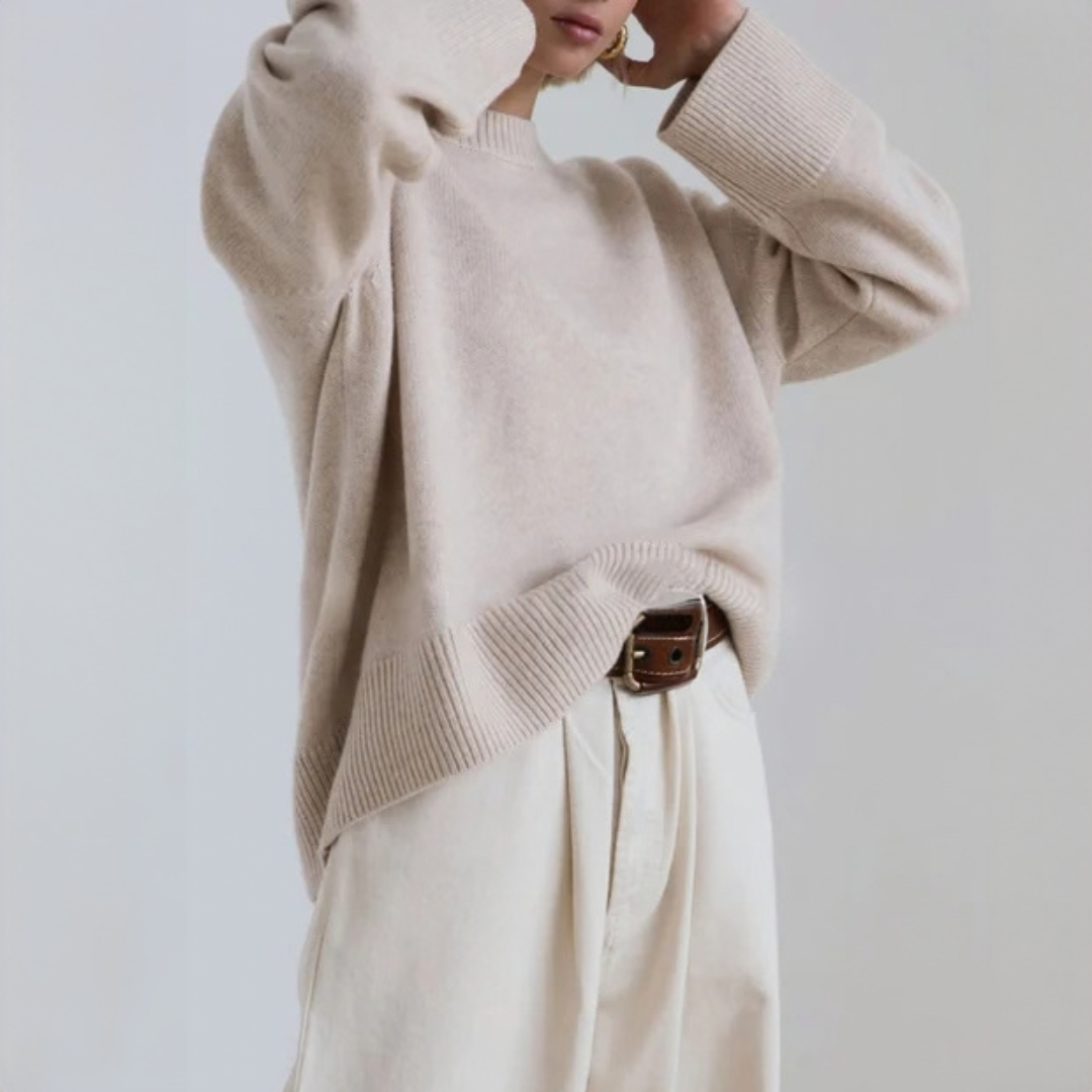 Amara - Stylish and comfy sweater
