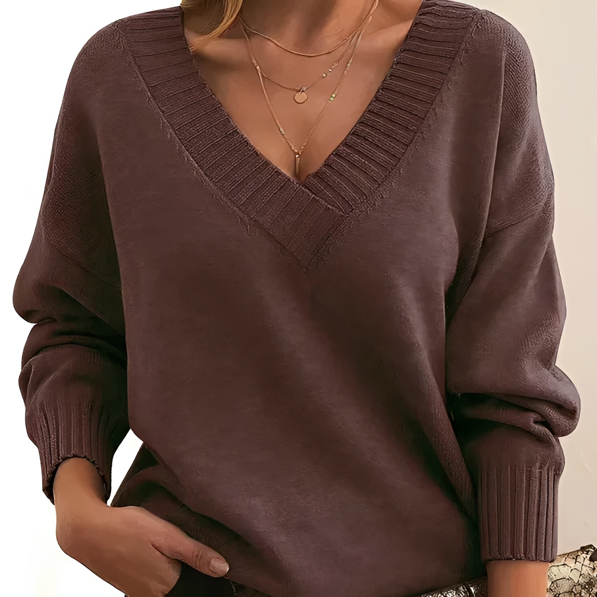 Helga - Comfortable sweater in classic style