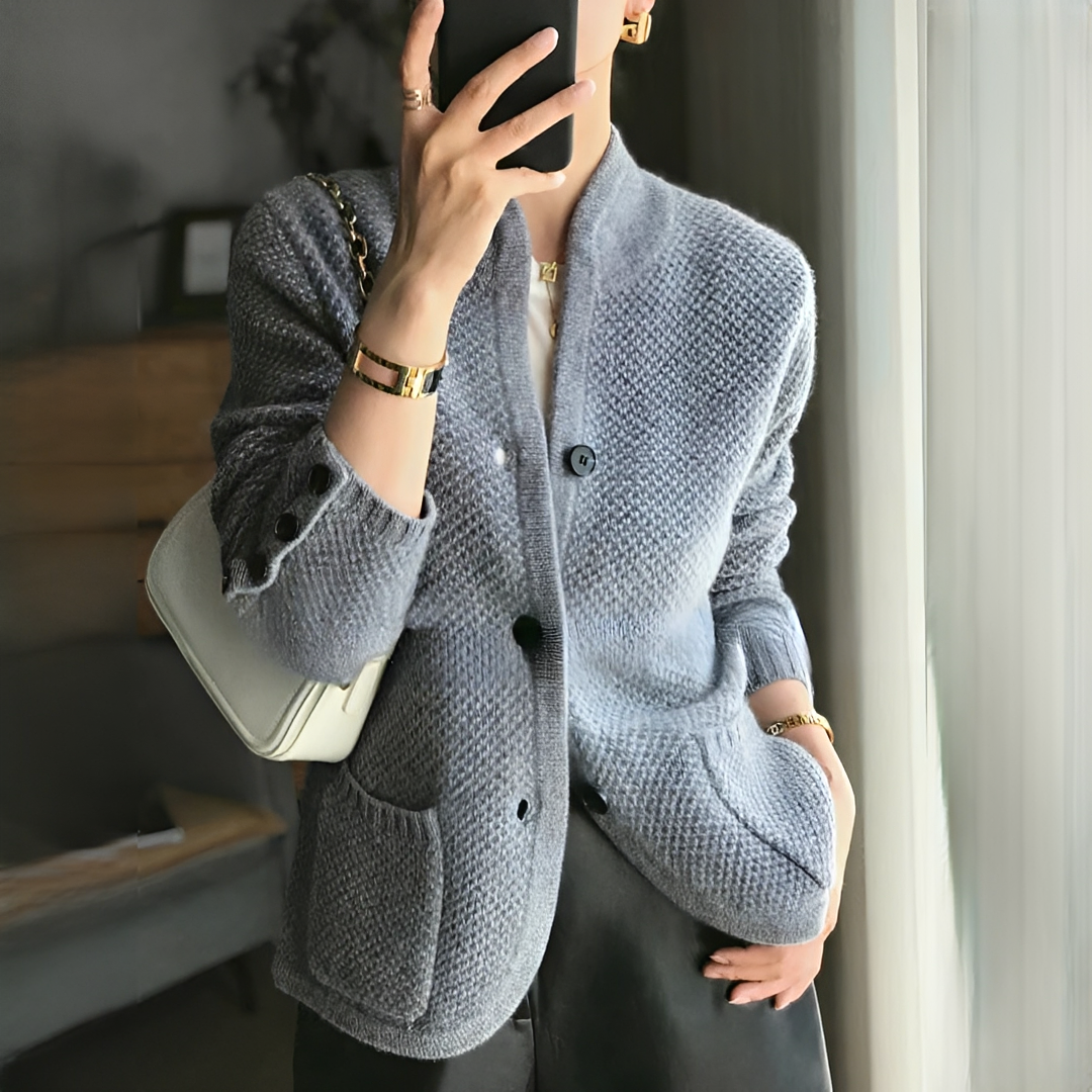 Carissa - Classic and warm blazer