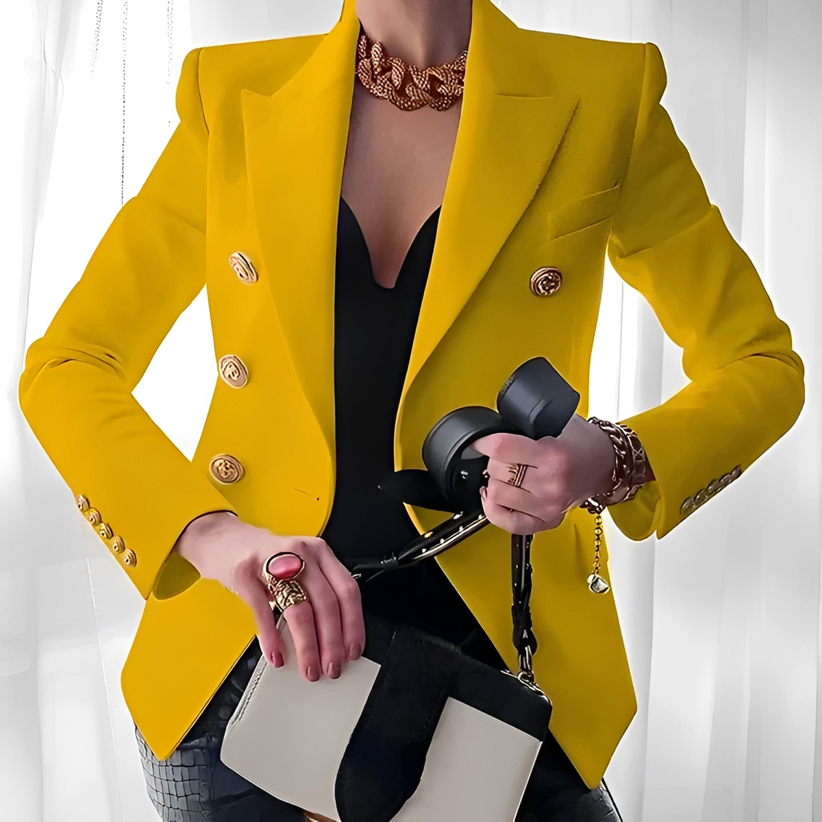 Clara - Fashionable and refined blazer