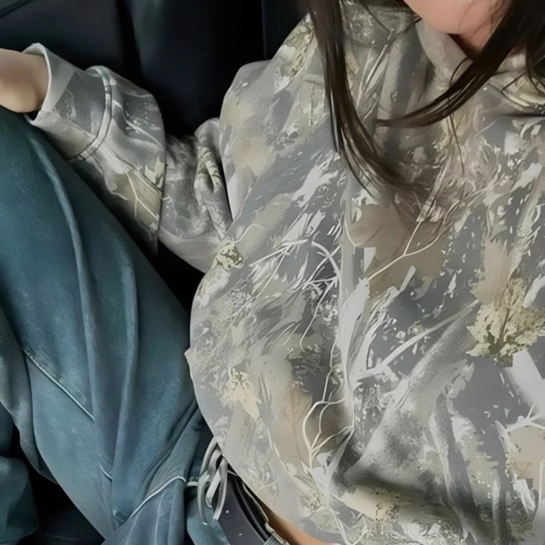 Rosanne - Trendy and comfortable hoodie