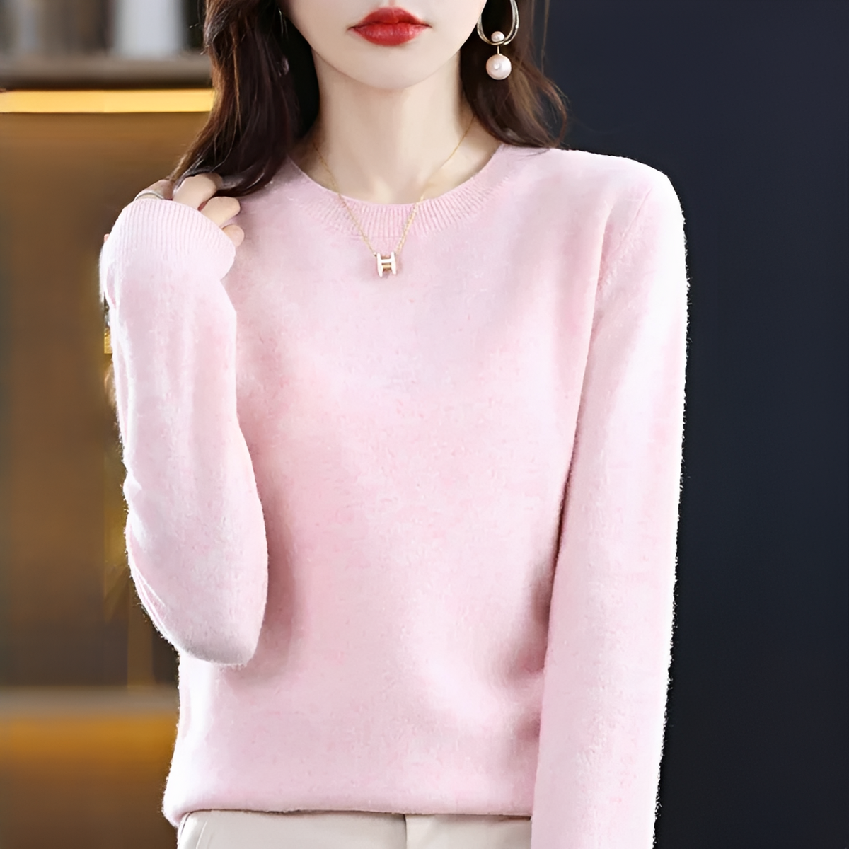 Shynna - Stylish and gentle round-neck sweater