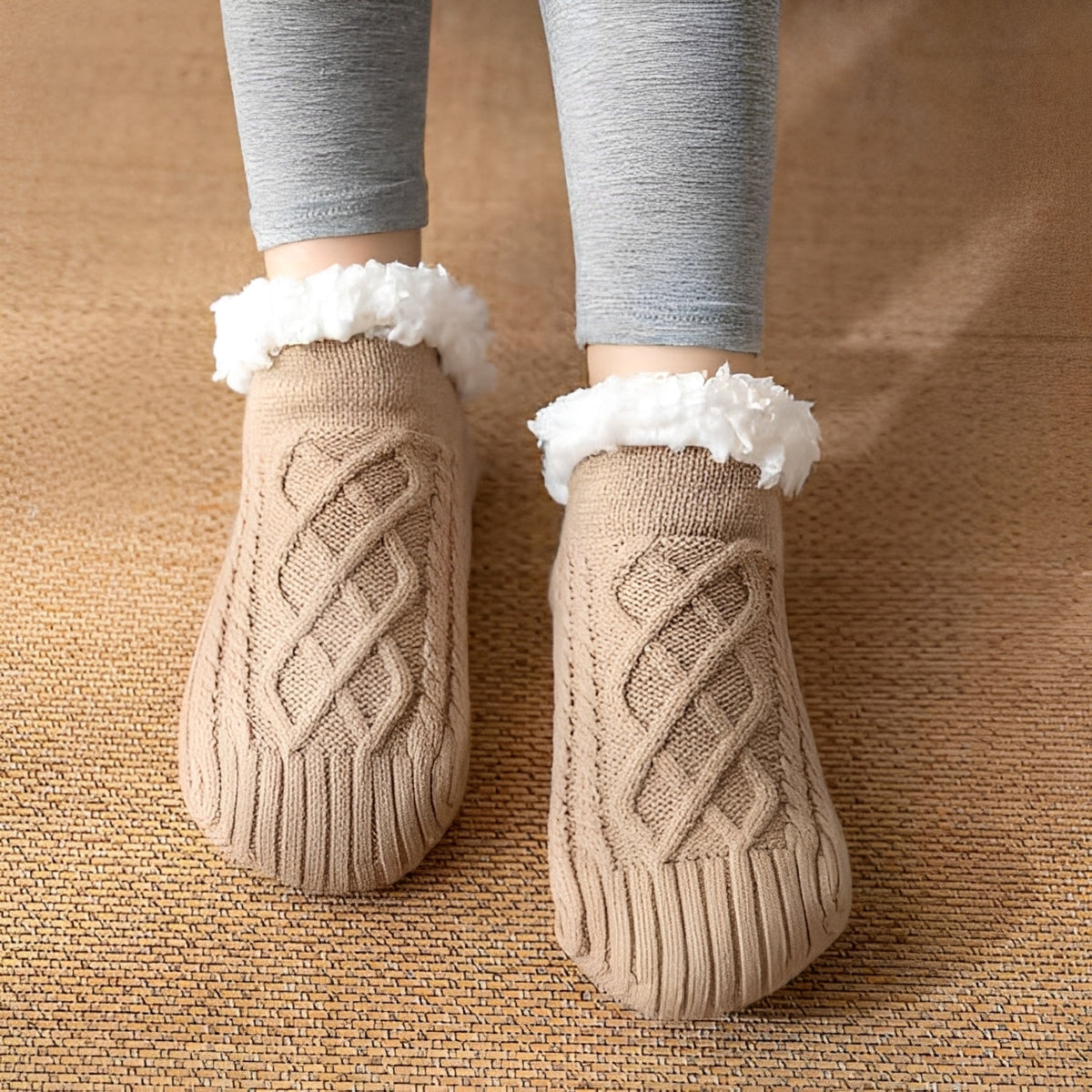 Raquel - Warm and comfy socks