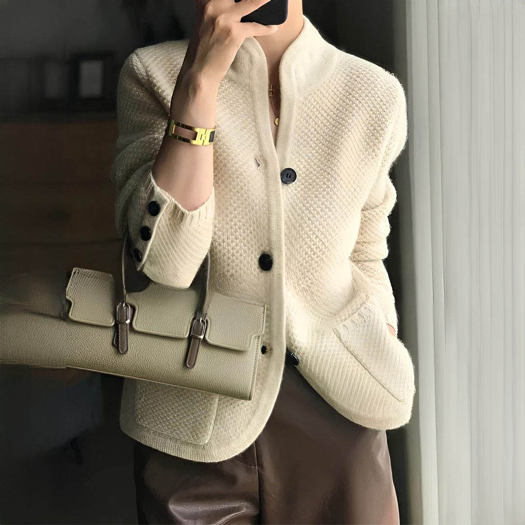 Carissa - Classic and warm blazer