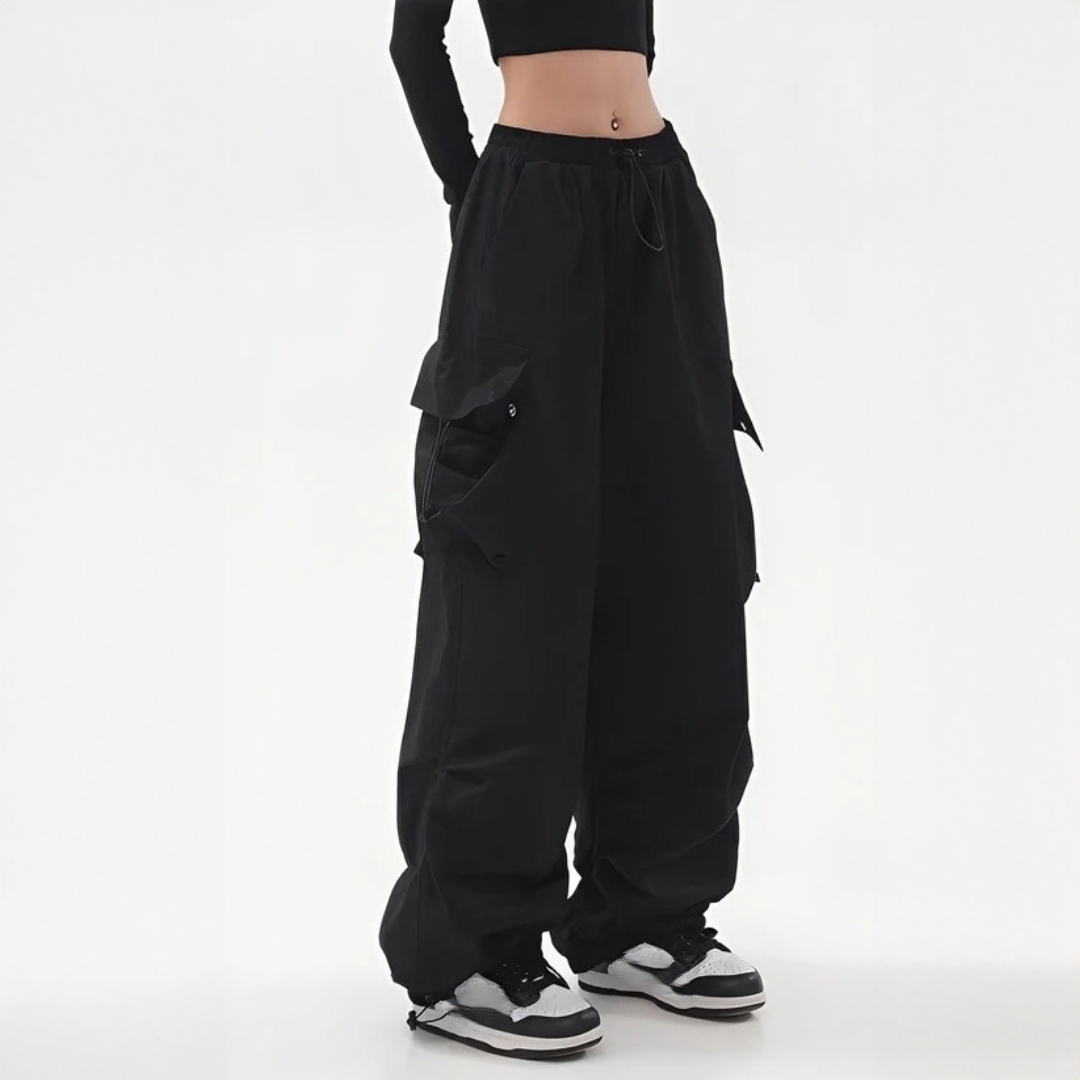 Aimée - Contemporary cargo pants with wide leg