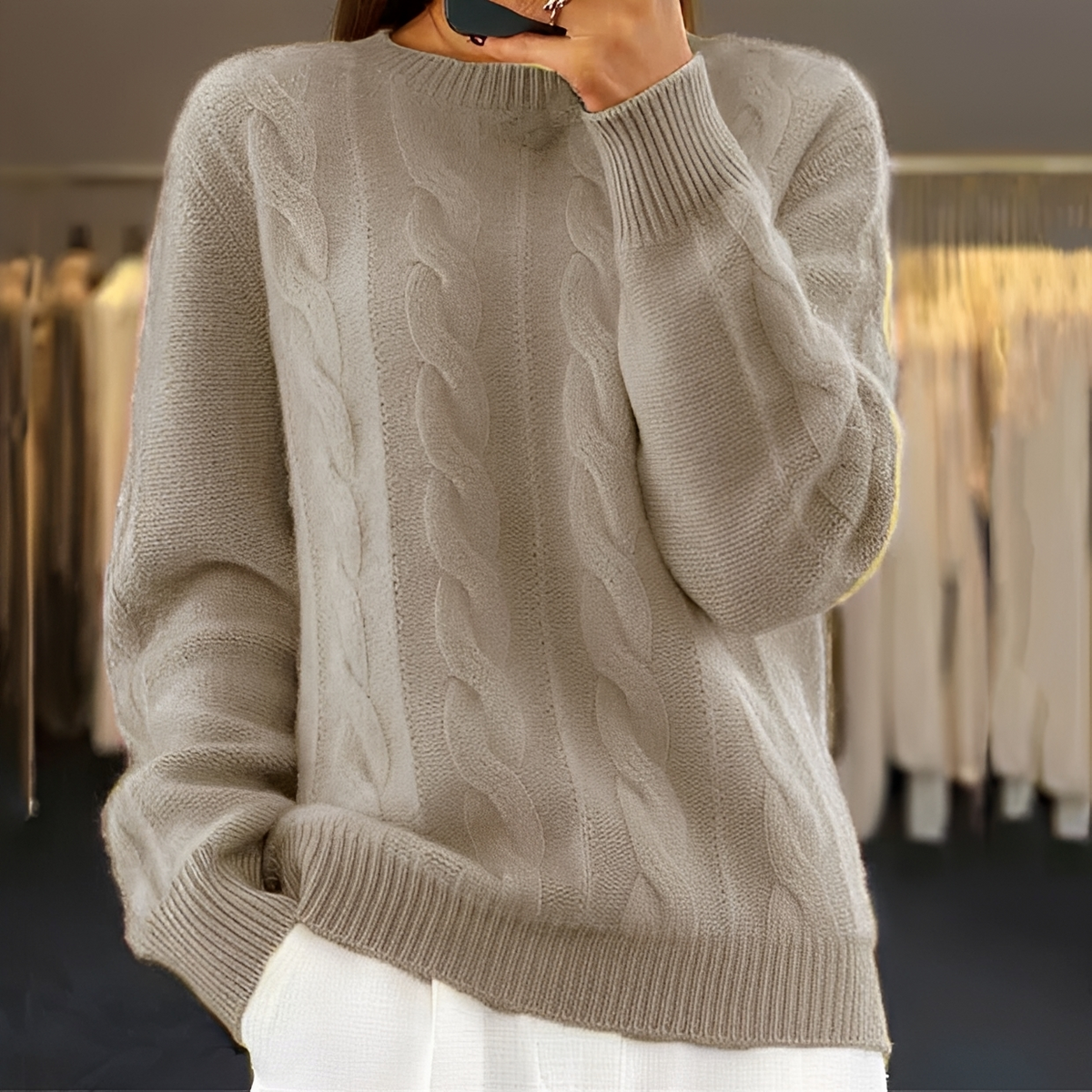 Gloire - Warm and stylish sweater