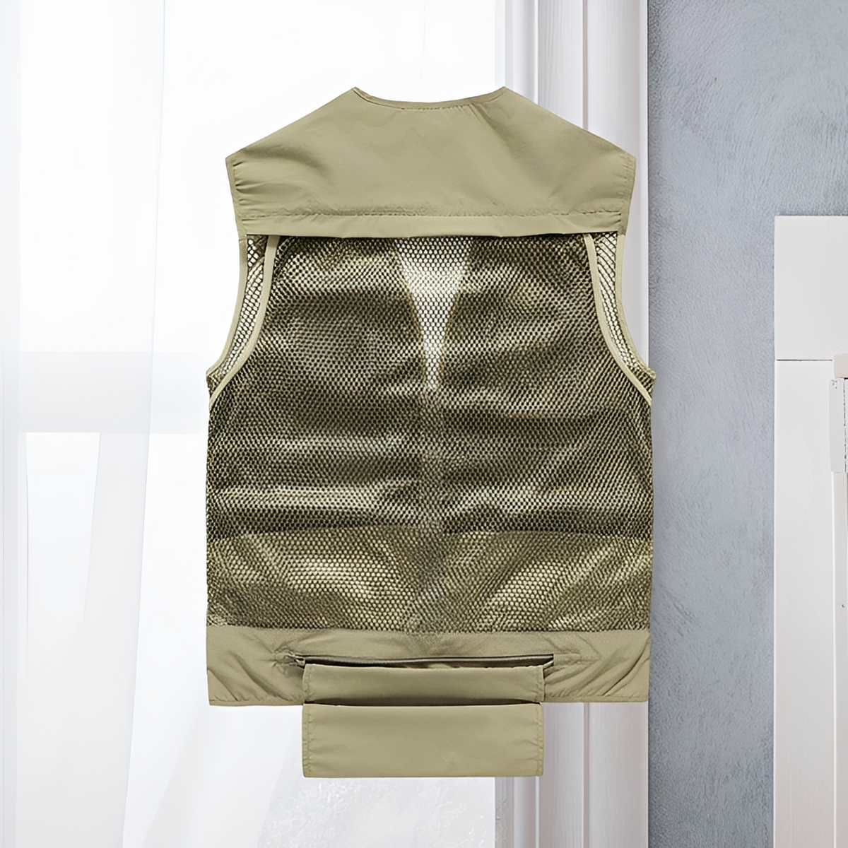 Coralie - Sturdy outdoor vest