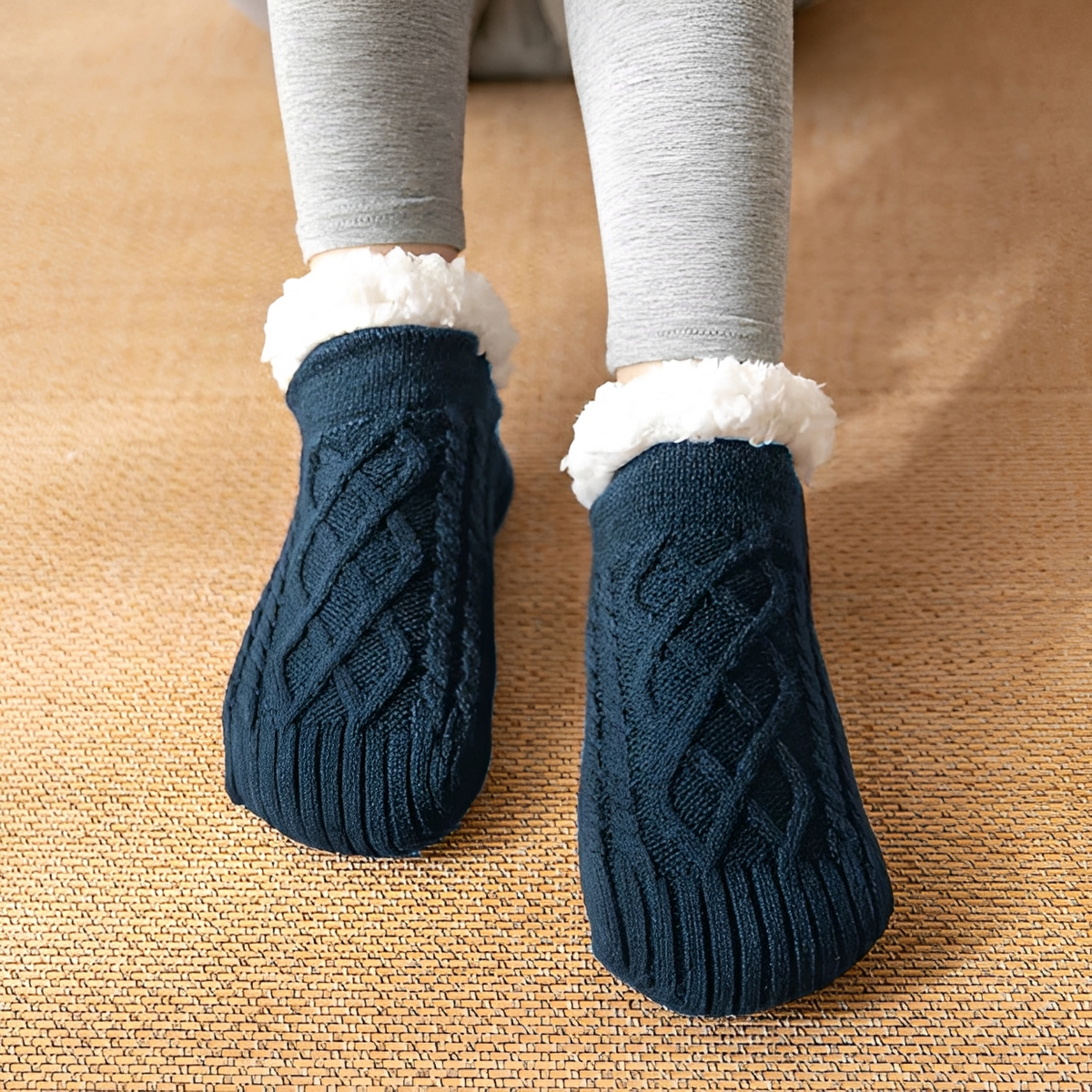 Raquel - Warm and comfy socks