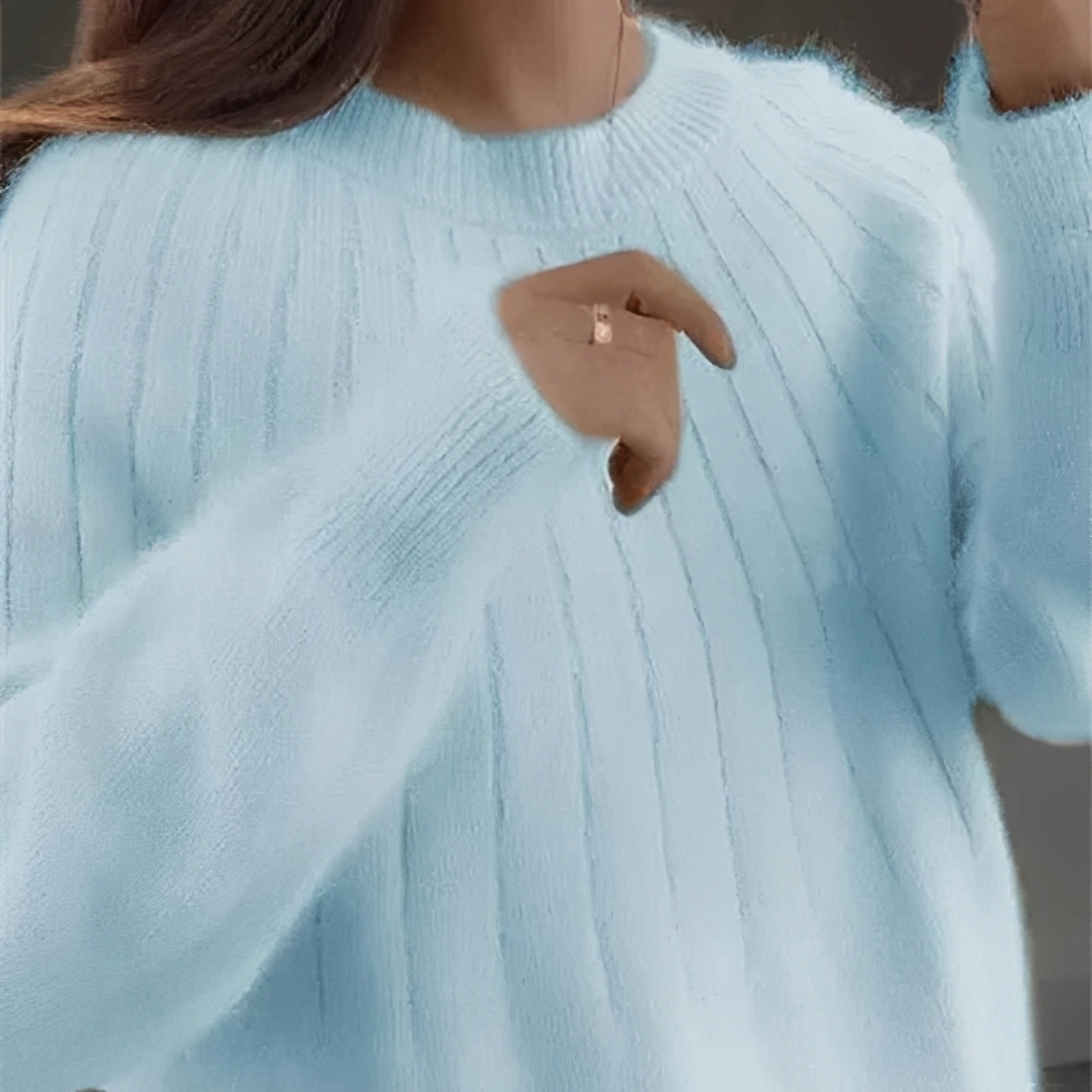 Naomi - Warm and gentle sweater