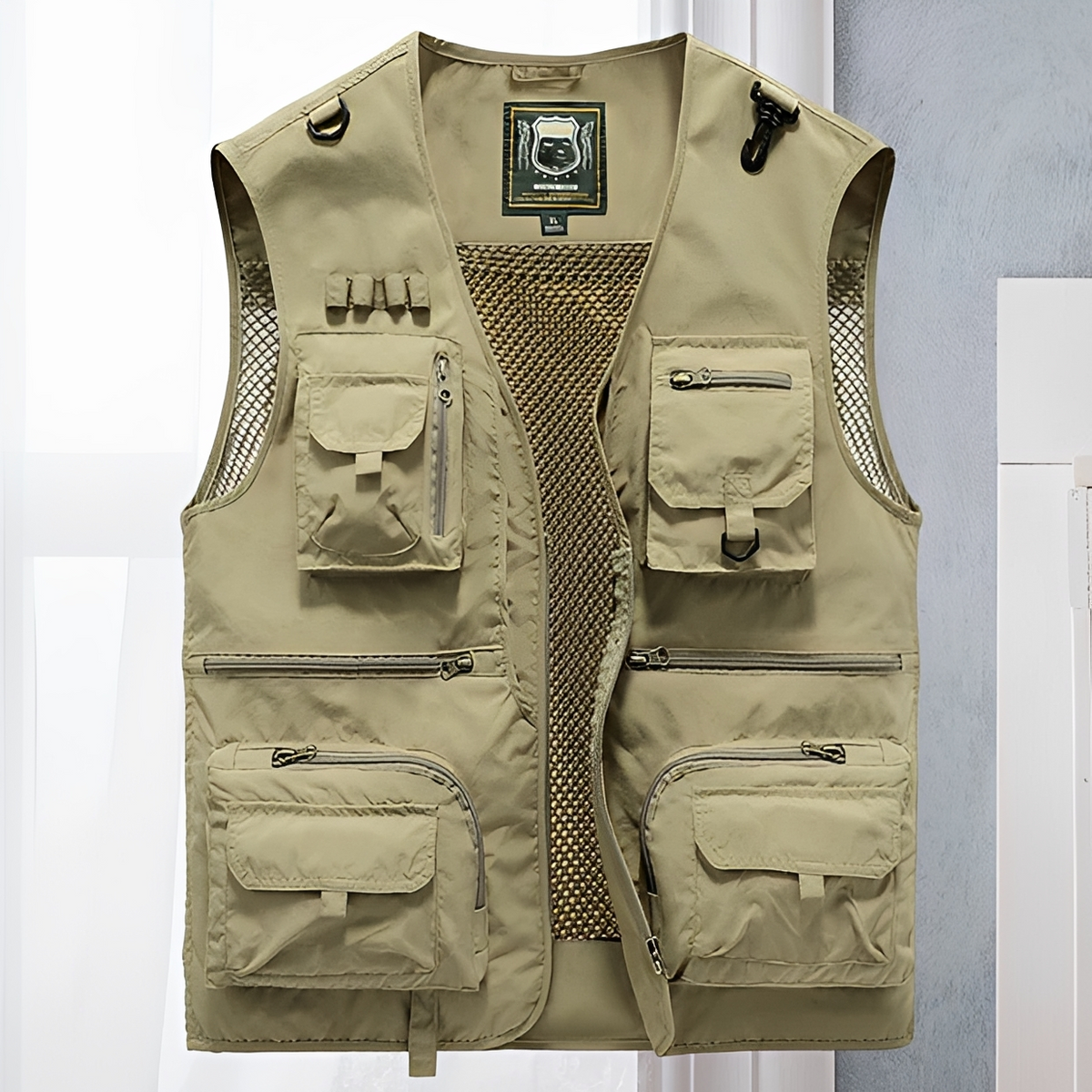 Coralie - Sturdy outdoor vest