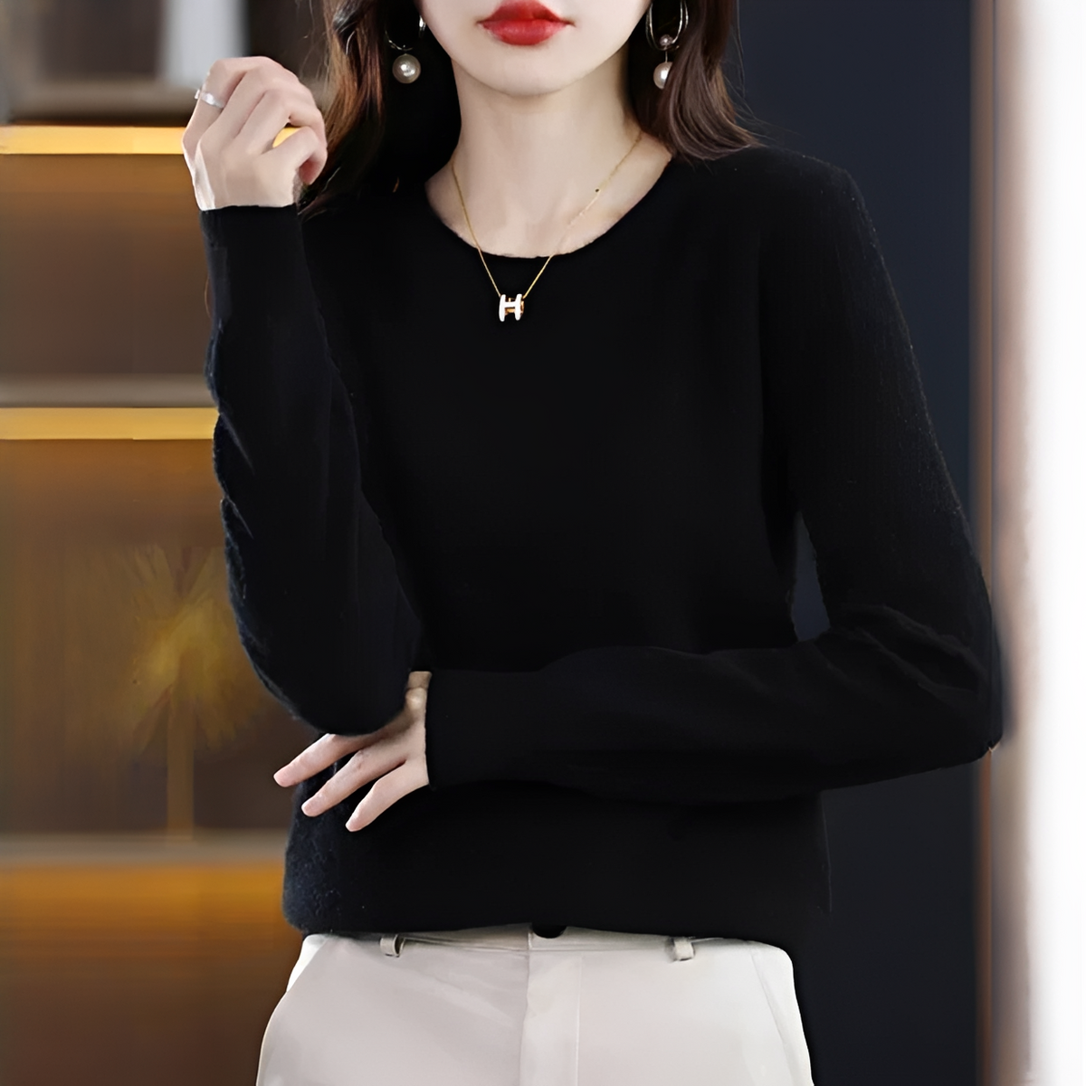 Shynna - Stylish and gentle round-neck sweater
