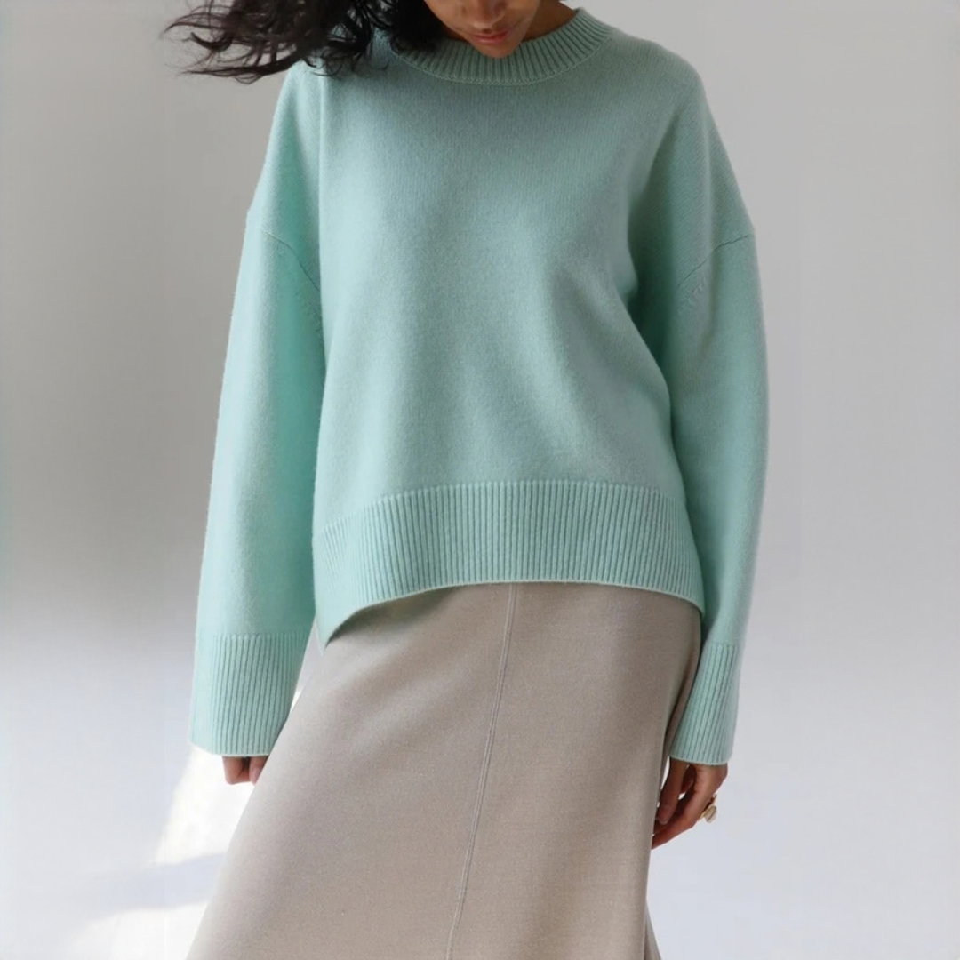 Amara - Stylish and comfy sweater