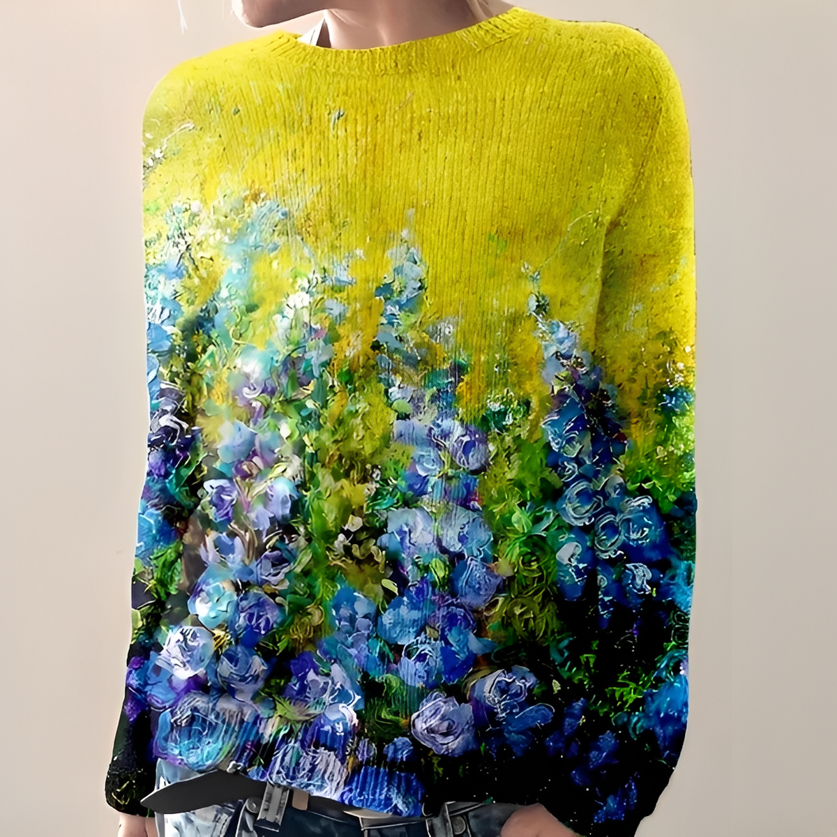 Liliane - Stylish sweater with crew neck