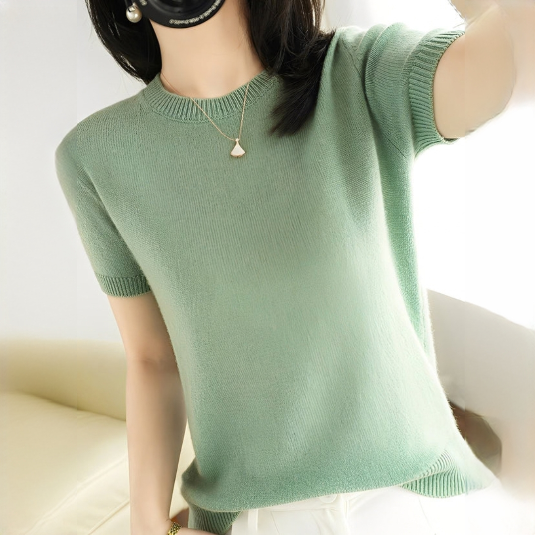 Blandine - Elegant and smooth T-shirt