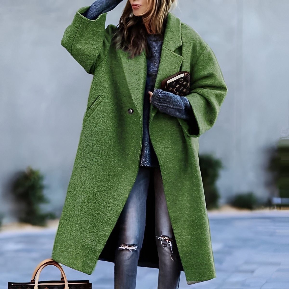 Bernadette - Warm and timeless coat