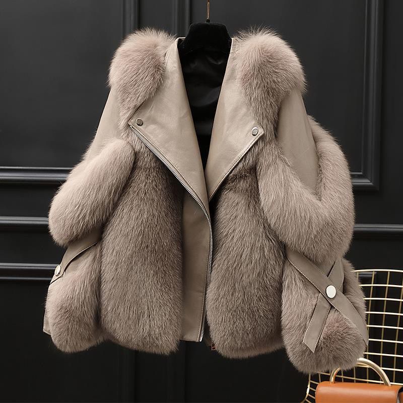 Women's jacket oversized collar zipper tailored fit statement outerwear