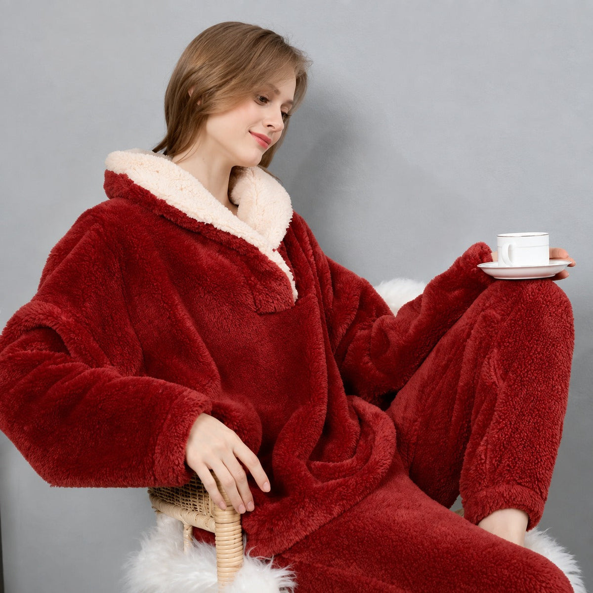 Women's Loungewear Set - Cozy Pajama Top with Hooded Collar and Pants