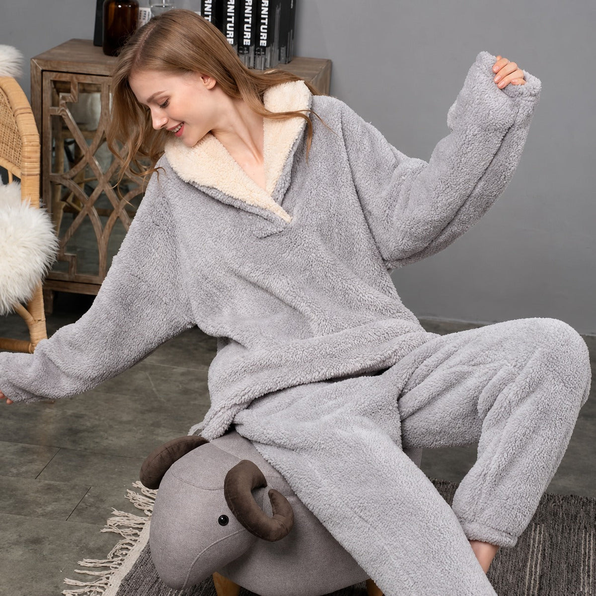 Women's Loungewear Set - Cozy Pajama Top with Hooded Collar and Pants