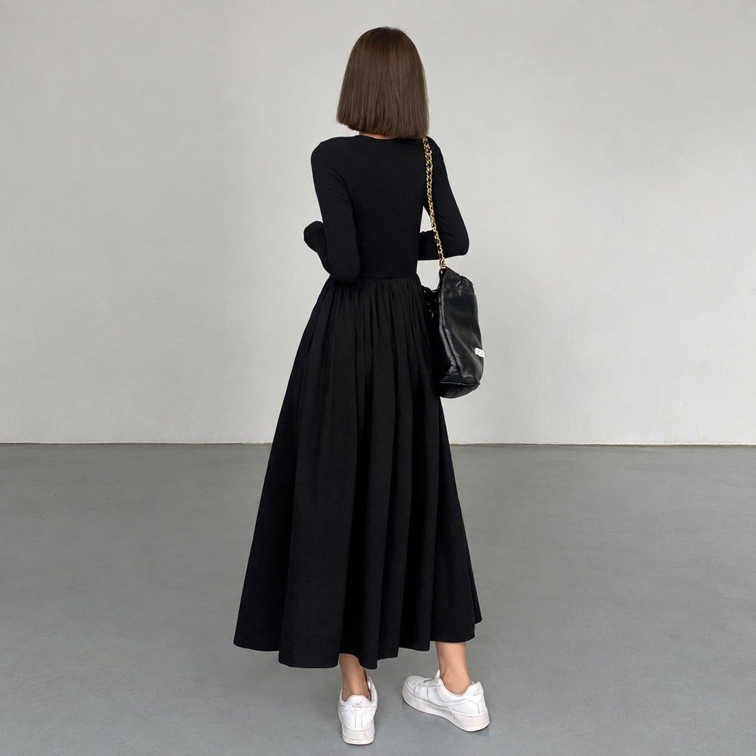 Women's maxi dress with long sleeve, round neck and pockets - regular fit