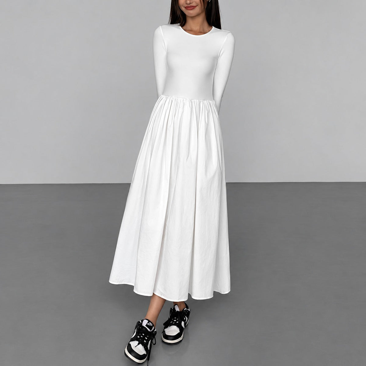 Women's maxi dress with long sleeve, round neck and pockets - regular fit