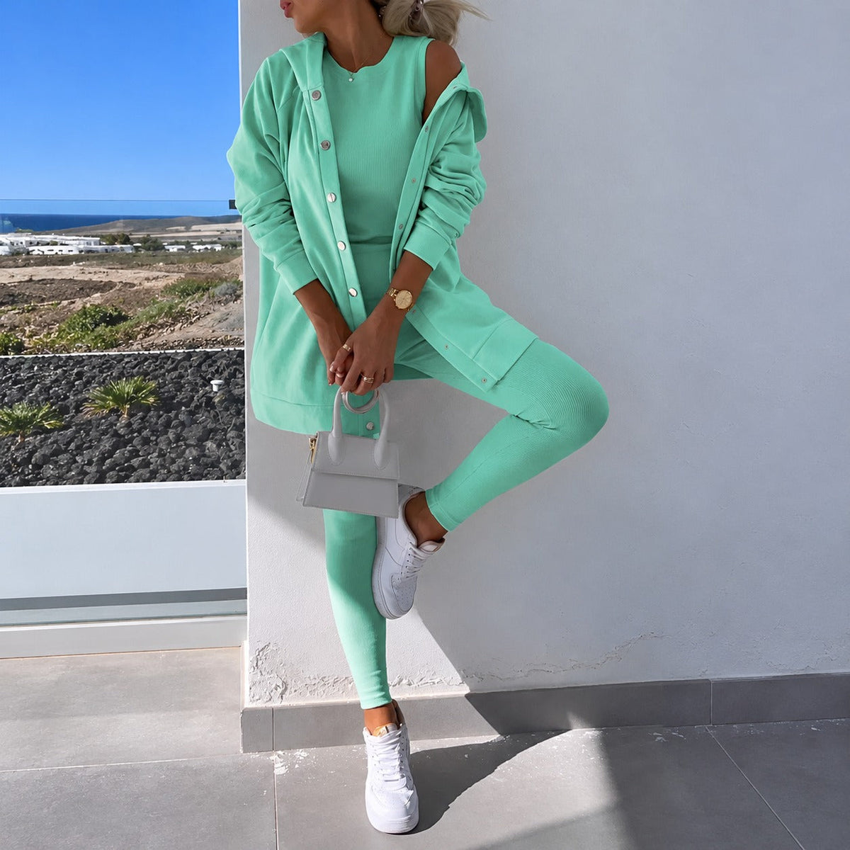 Women's Set of Long Sleeve Cardigan with Button Placket and Tight Leggings