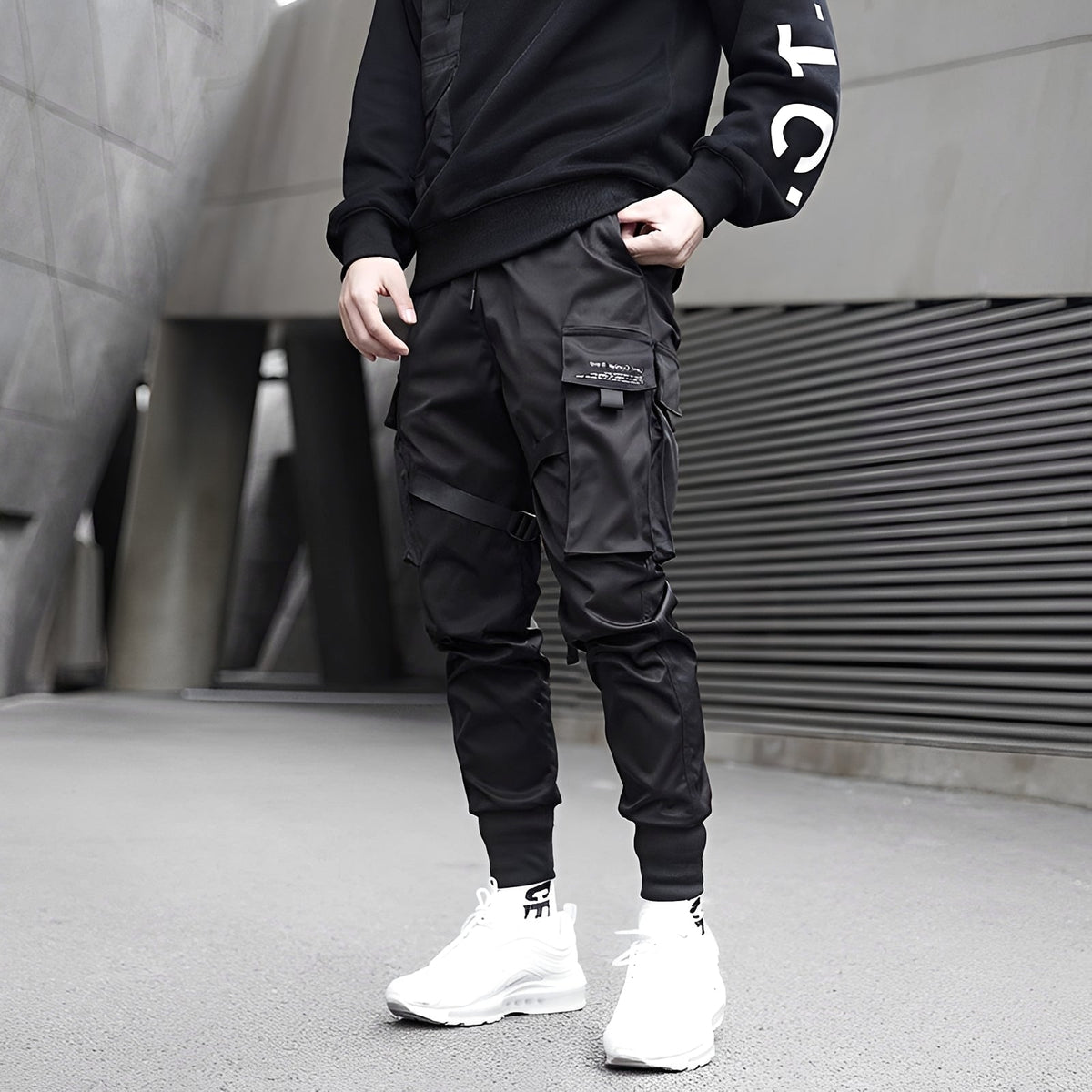 Men's Cargo Pants with Tapered Fit, Adjustable Straps and Multiple Pockets