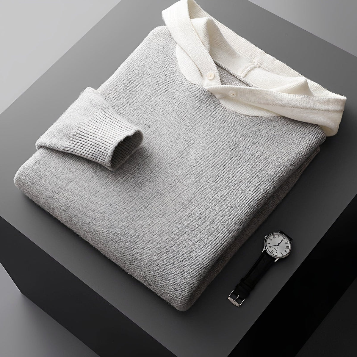 Men's hoodie with button closure and contrast collar - Regular fit