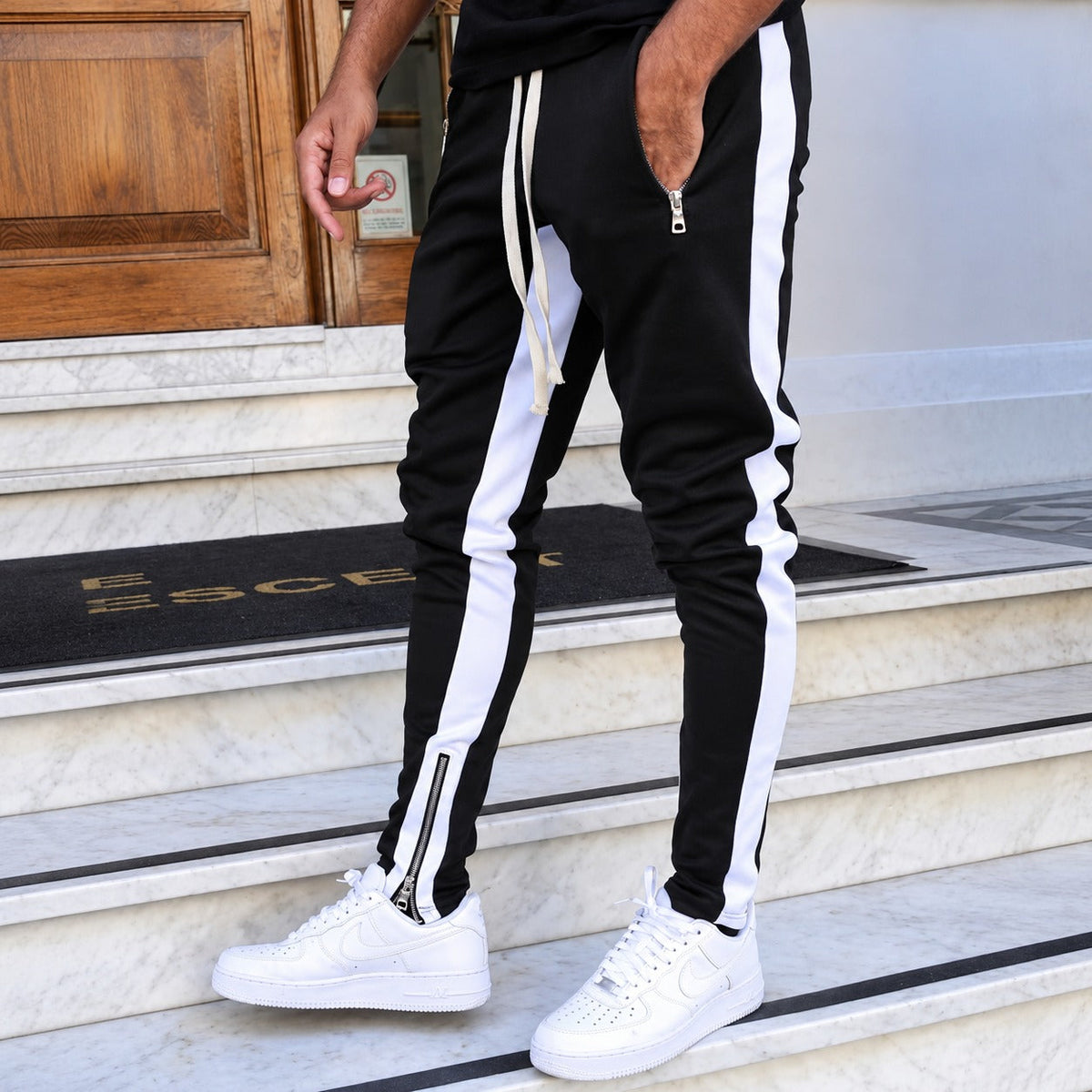 Men's Jogging Pants with Contrast Stripes, Zipper Pockets and Tapered Fit