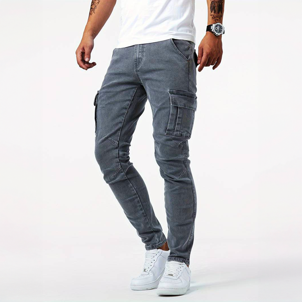 Men's slim fit stretch cargo jeans with side pockets