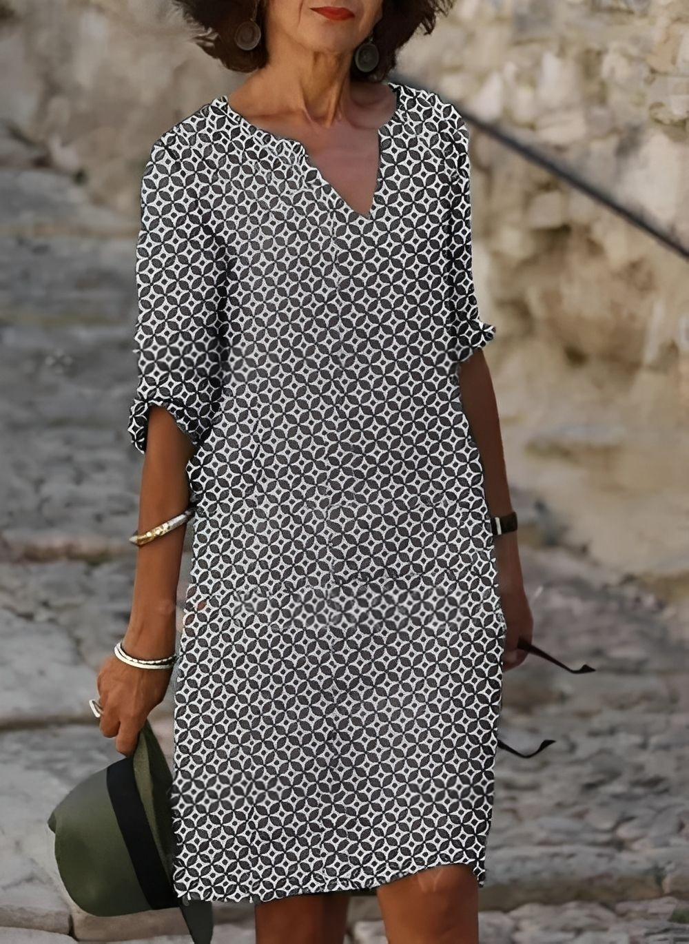 Kristina - Stylish midi dress with half-length sleeves for women