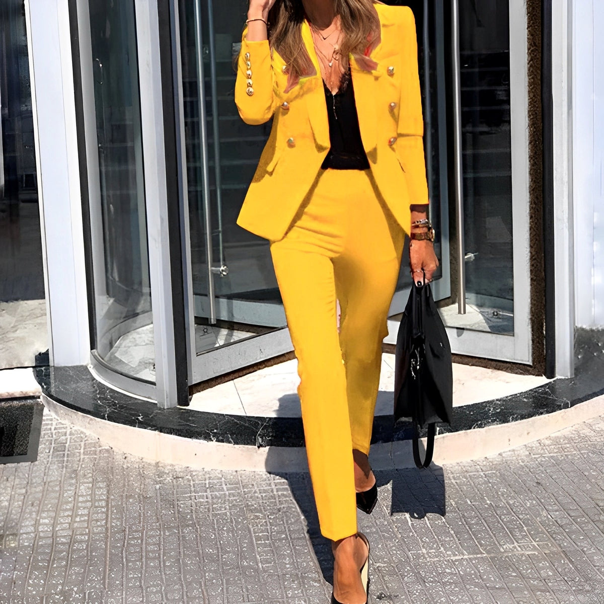 Wendy – Sophisticated jacket and trousers set